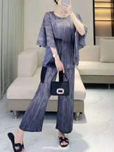 Luxe Japanese Pleats Pull-On Pants & Top Co-Ord Set